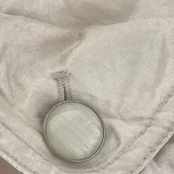 Creme rain jacket , like new - Picture 6 of 7